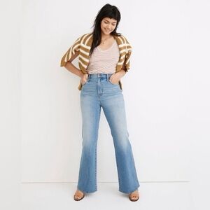 Madewell 11’ High Rise Flare size 26
